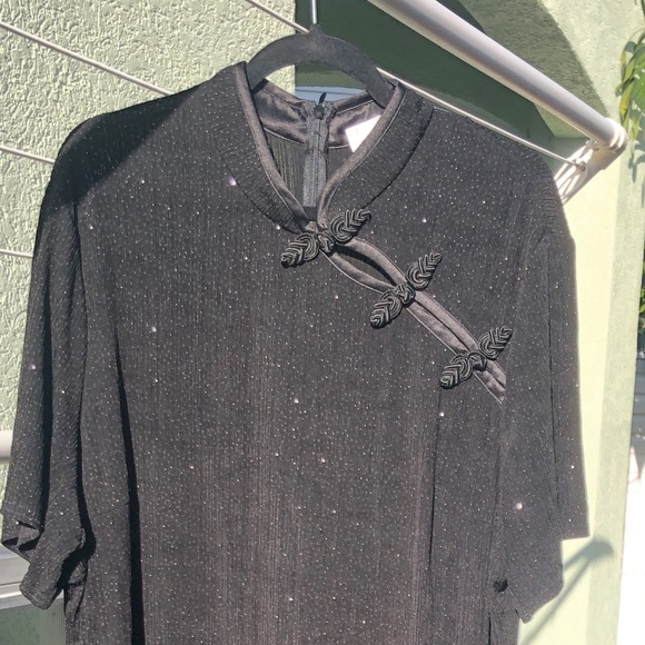 Plus size Holiday Event Gown/Dress - Picture 2 of 8